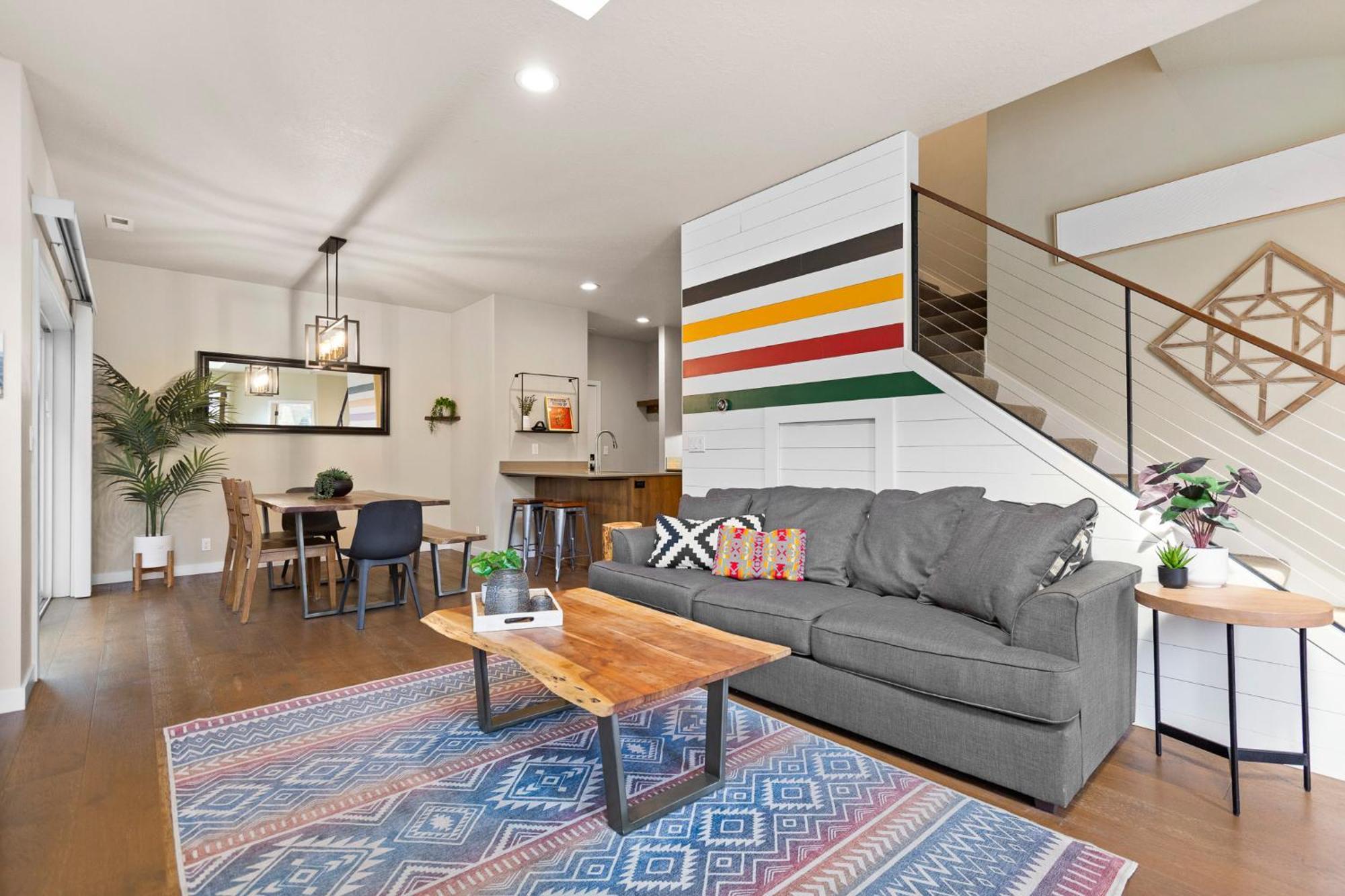 The Pendleton - Walkable - Arcade Loft - Modern- Light & Bright Villa Eugene Exterior photo