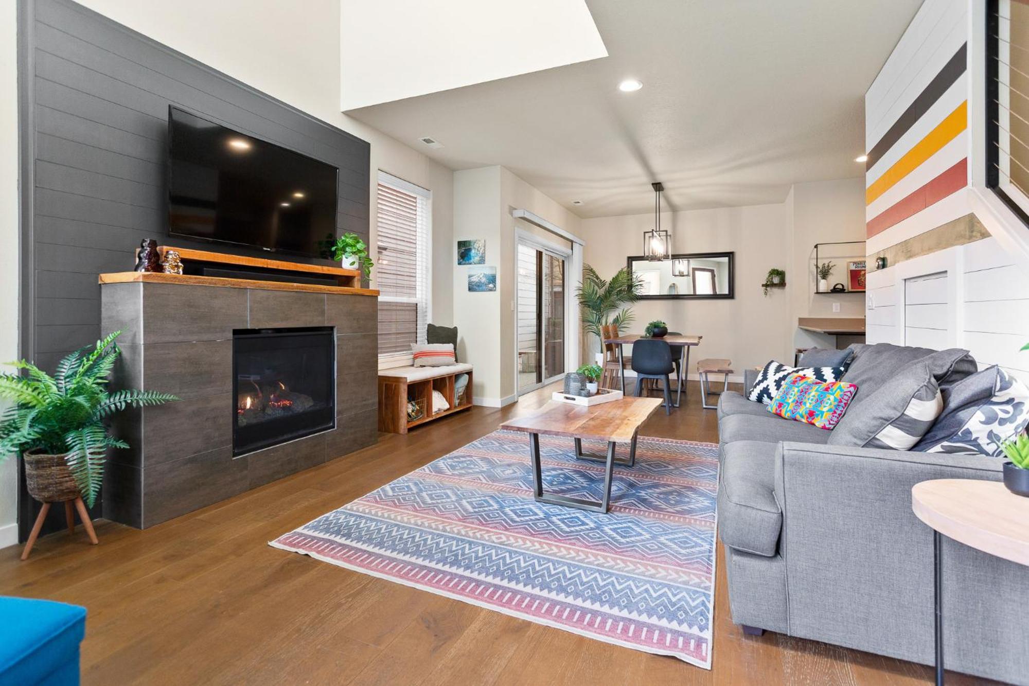 The Pendleton - Walkable - Arcade Loft - Modern- Light & Bright Villa Eugene Exterior photo